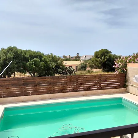 65 Seafront With Private Pool *