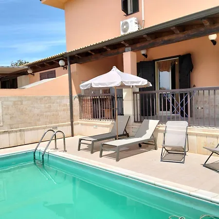 65 Seafront With Private Pool * Villaggio Azzurro